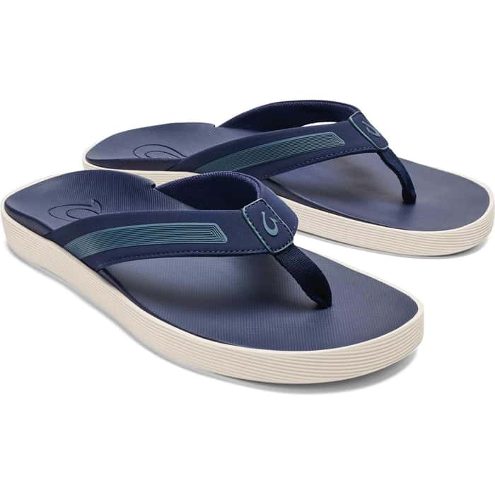 Leeward/navy